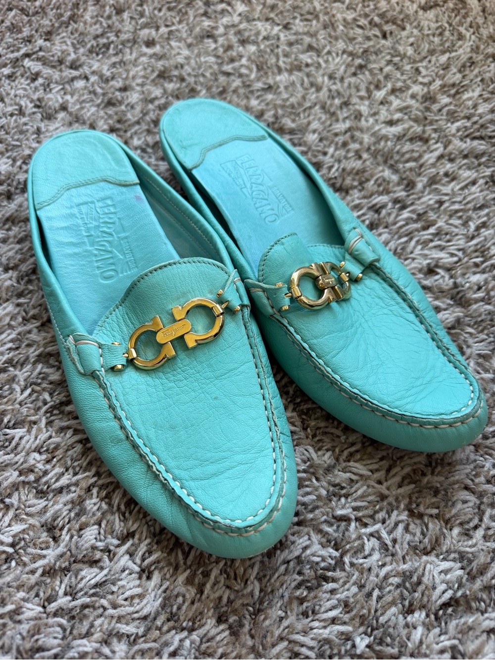 Salvatore Ferragamo teal blue leather driving loafers Women’s size 10